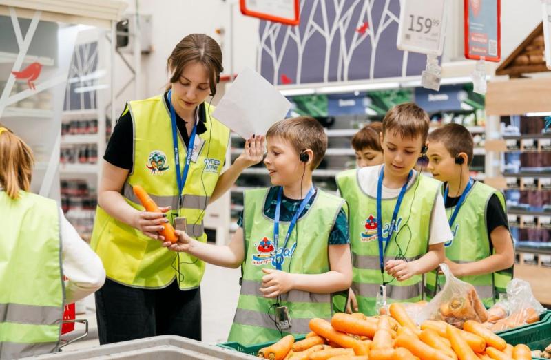 Во II полугодии 2024 АШАН выделит более 30 млн на благотворительную помощь и проведет Всероссийский ежегодный онлайн экзамен для школьников, посвященный Всемирному дню продовольствия