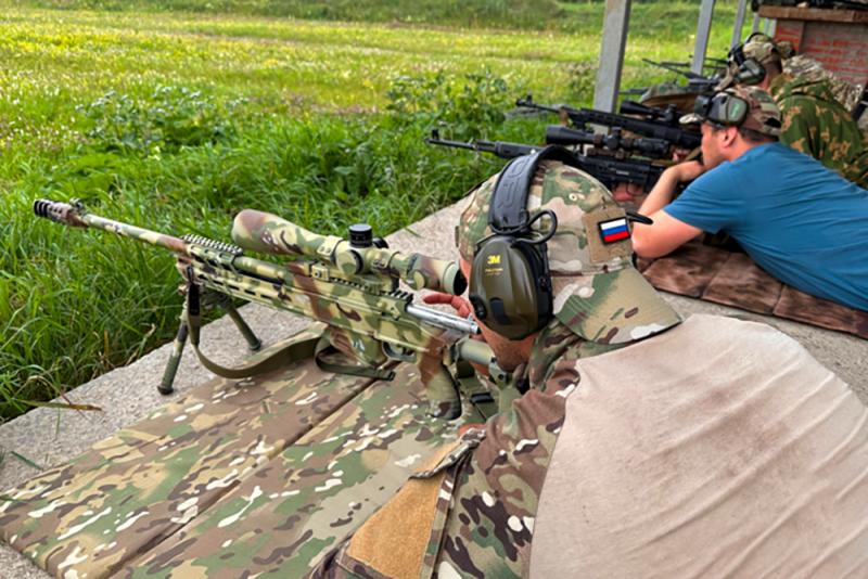 Стрелки кузбасского СОБР отточили навыки на учебных сборах снайперов Росгвардии