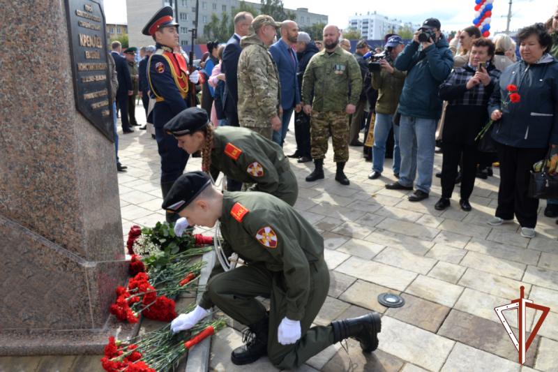 Представители Росгвардии приняли участие в открытии памятника зауральцу - Герою Советского Союза