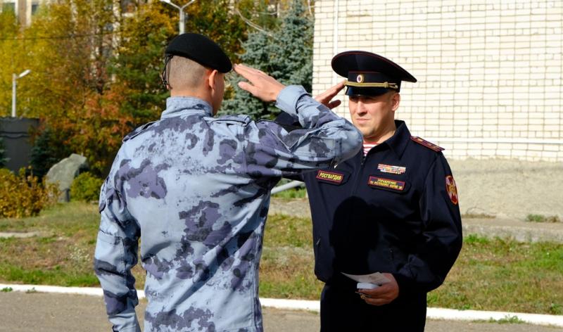 В Йошкар-Оле поздравили сотрудников ОМОН «Таир» Росгвардии с профессиональным праздником