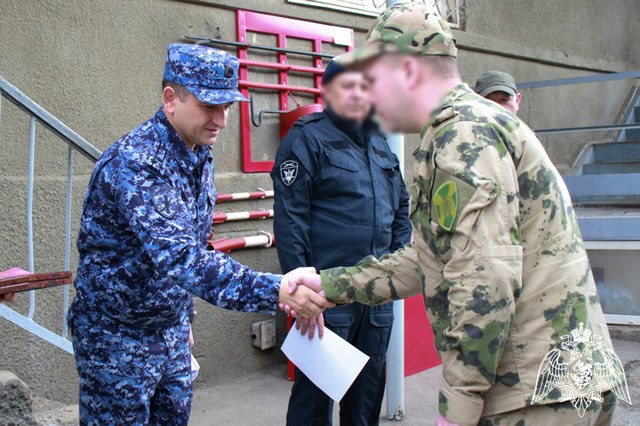 На Ставрополье поздравили сотрудников СОБР Росгвардии с профессиональным праздником