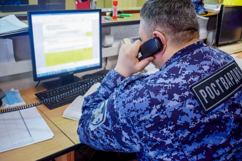 Росгвардейцы защитили прокопчанина, на которого с ножом могла напасть сожительница