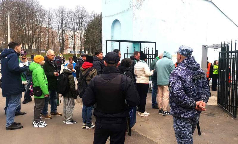 Росгвардейцы обеспечили правопорядок на первом домашнем матче ФК "Орел"
