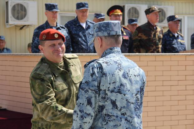 Врио командующего ОГВ(с) принял участие в торжественных мероприятиях по случаю 25-летия образования ВОГОиП МВД России