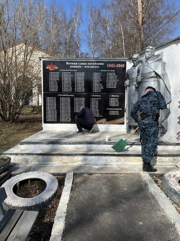 Судебные приставы Оршанского района провели совместный субботник