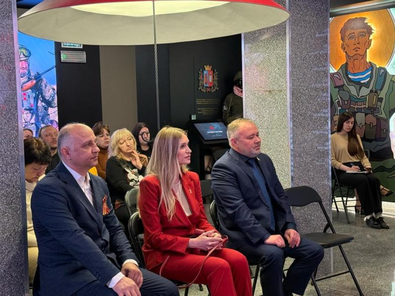 "В основе  этого уникального издания малоизвестные факты и истории подвигов воинов Великой Отечественной войны на территории Донского края..."