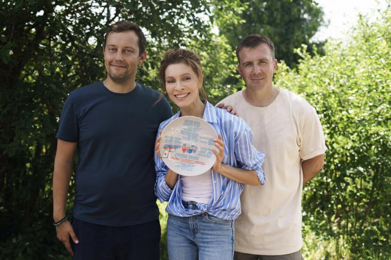 Брак под прикрытием: премьера комедии «Свидетели» с Еленой Подкаминской состоялась на ТНТ