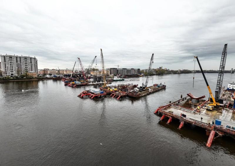 Готов фундамент Большого Смоленского моста