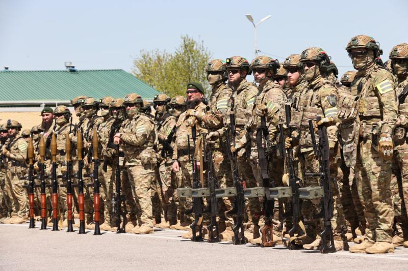 Полк Росгвардии имени Героя России Ахмата-Хаджи Кадырова отметил 19-ую годовщину со дня образования