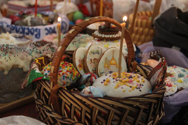 В войсковом храме грозненского соединения Росгвардии прошло Пасхальное богослужение