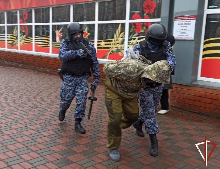 В Югре Росгвардия приняла участие во всероссийских масштабных антитеррористических учениях