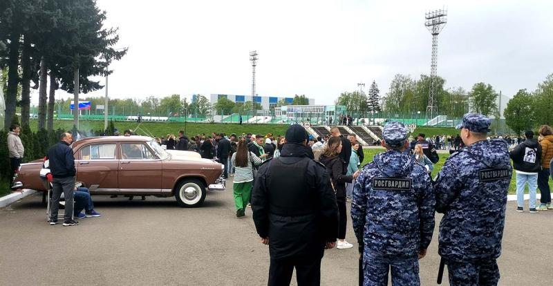 В Орле росгвардейцы обеспечили безопасность на футбольном матче между командами «Орел» и «Салют Белгород»