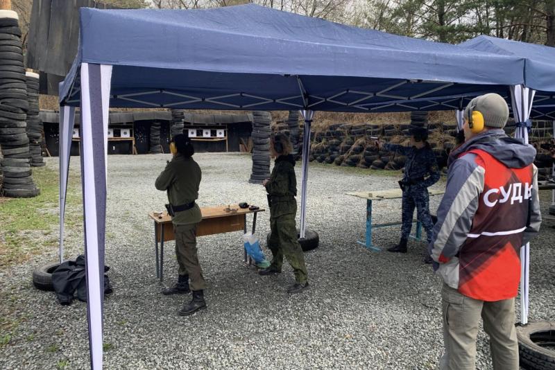 Сборная Росгвардии из Кузбасса одержала победу в региональных соревнованиях по стрельбе