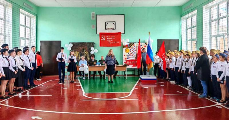 СОБР «Орел» Росгвардии провел урок мужества для мценских школьников