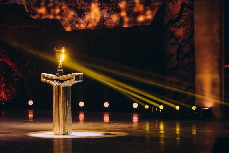 «Даже если свет в глазах потухнет — падать я буду лучше всех». Финалистов шоу «Титаны» на ТНТ ждёт последняя битва за 10 миллионов рублей