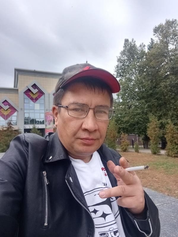 как иван степаныч встаю 4 утра пишу читаю книги... 6 книг литнет - 2 книги литрес... я писатель теперь... чтобы не говорили...