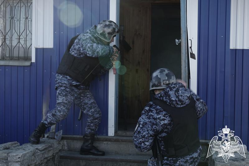 За минувшие праздничные дни росгвардейцы совершили порядка 150 выездов по сигналам «тревога»