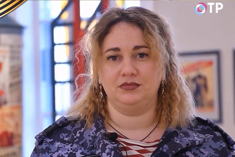 Сотрудница Росгвардии из Кузбасса приняла участие во всероссийском поэтическом телепроекте