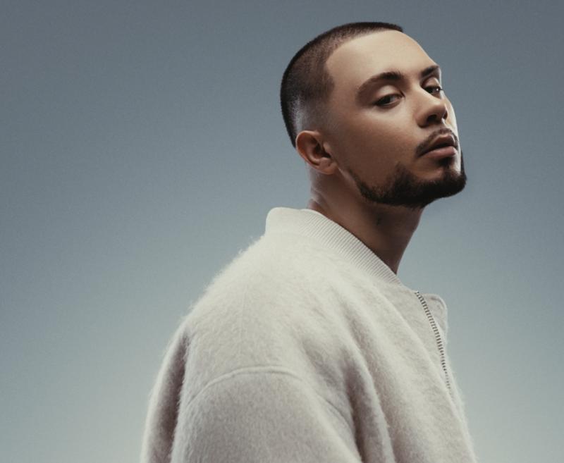 Главный продюсер-артист страны выпустил ремикс на свежую песню «Обними»