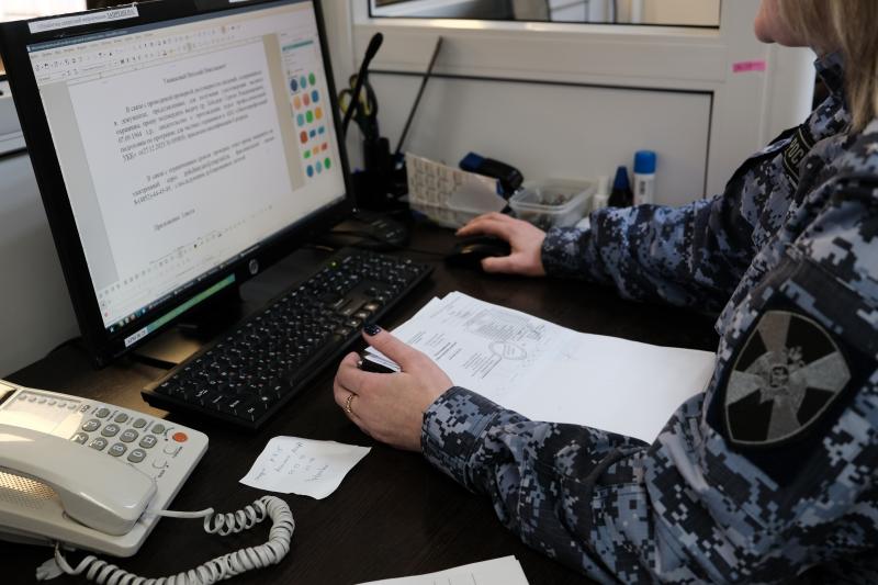 За период с 21 по 27 апреля 2025 года Ярославские Росгвардейцы изъяли 19 единиц гражданского оружия в связи с нарушением законодательства