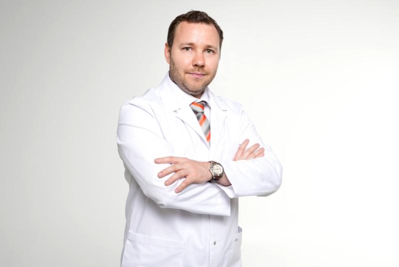 Офтальмолог Кирилл Светлаков: правда ли, что зеленый цвет полезен для глаз