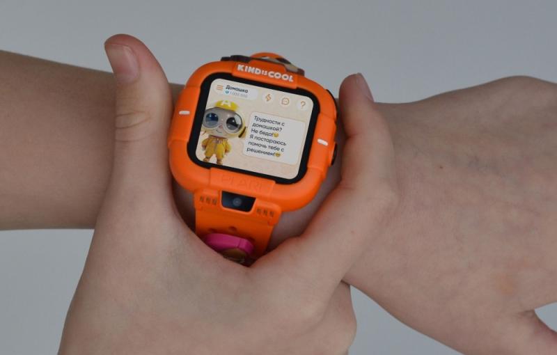 AI-помощник Ариэль для детских часов Elari