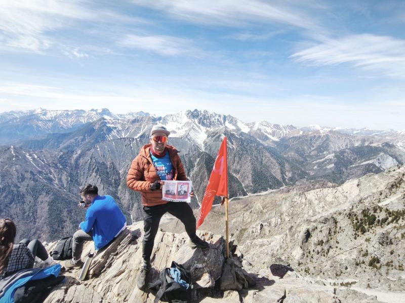 Высокогорный поход к 80-летию Победы совершил сотрудник забайкальского Росреестра