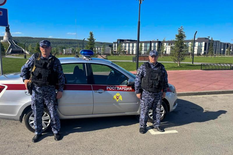 В Кемерове росгвардейцы разыскали школьника, не дошедшего до спортивной секции