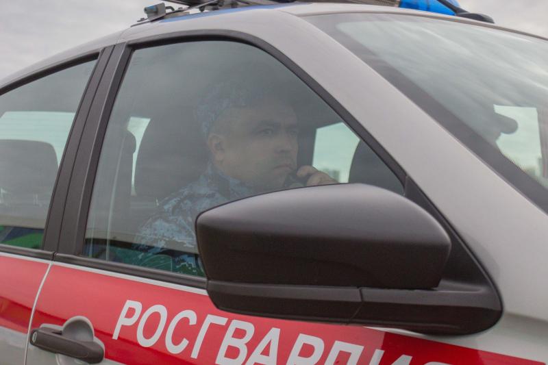 Росгвардейцы задержали похитителя сливочного масла из торговой точки