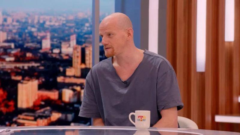 «Когда меня пригласили, я заплакал»: Юрий Колокольников рассказал в «УТРО.ТНТ» о реалити «Мастер игры»