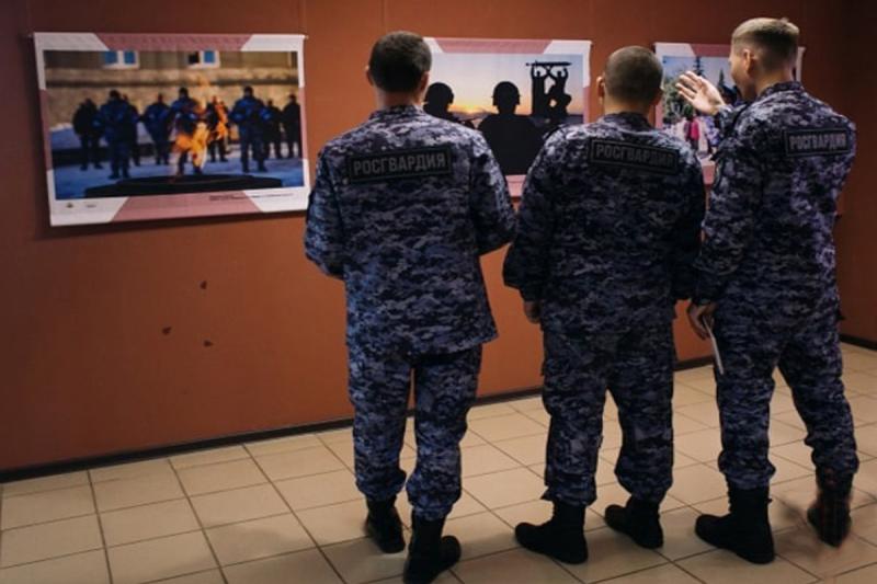 От теории к практике: специалисты пресс-службы Росгвардии Урала отрабатывают навыки работы со СМИ