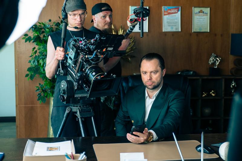 ТНТ объявляет о завершении съёмок второго сезона сериала «Универ. Молодые»