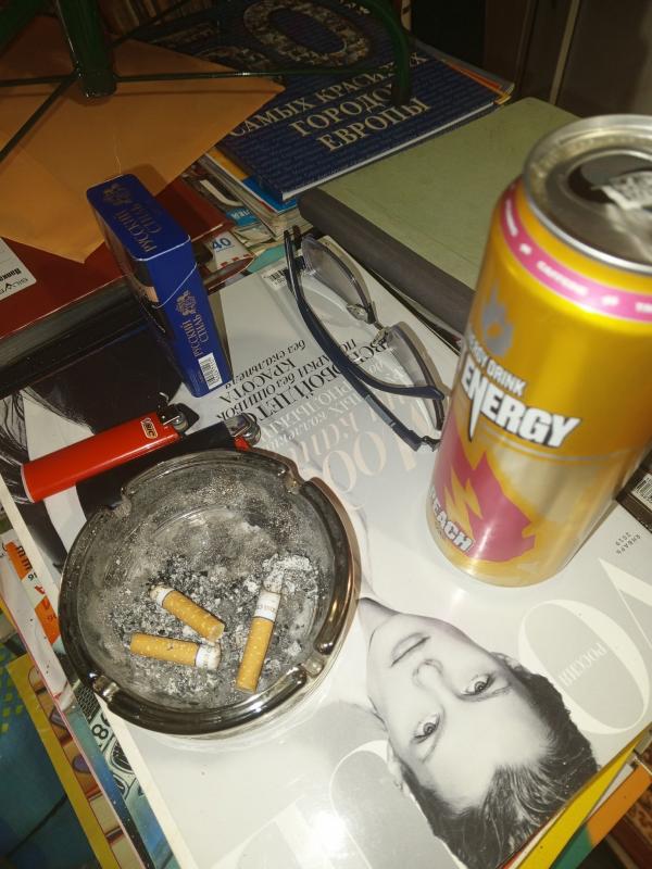 пинают на районе магазинах