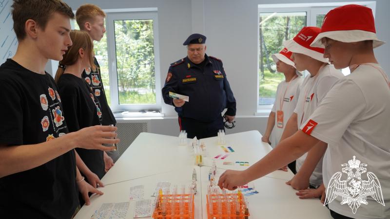 Начальник Управления Росгвардии принял участие в открытии детского и юношеского фестиваля «Движения первых»