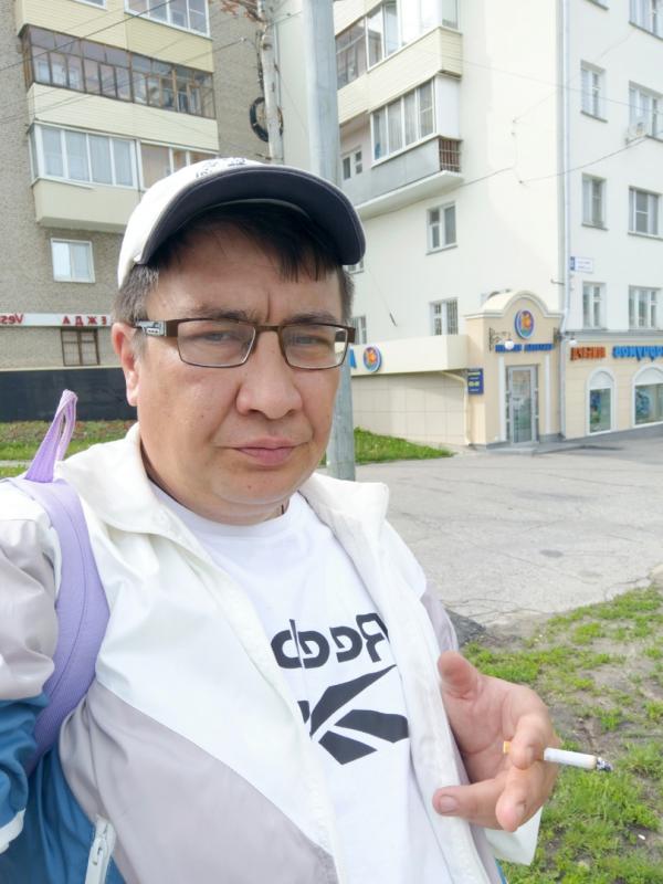 час писать полчаса чай сиги а еще правка сбор инфы обзвон людей и публикация а гонарар