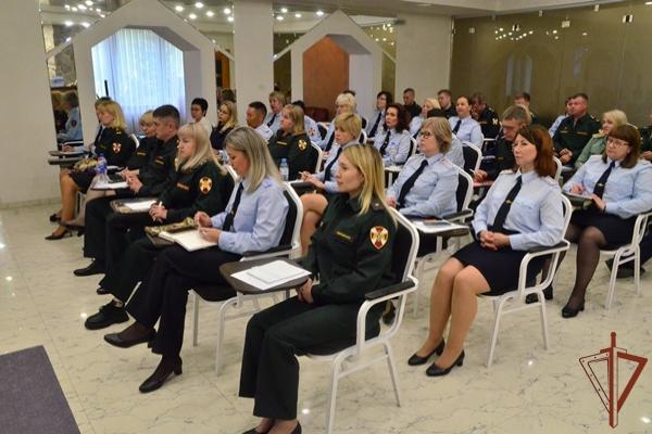 Сбор с руководителями финансово-экономических подразделений Сибирского округа Росгвардии завершился в Красноярске