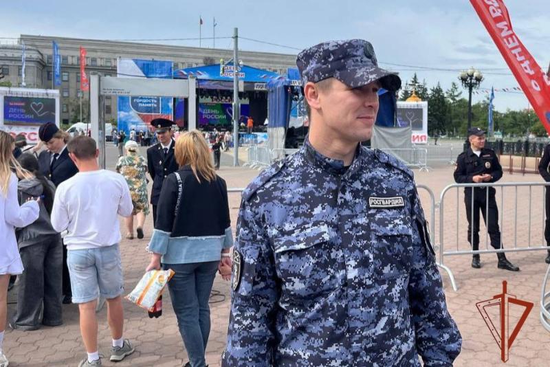 Росгвардейцы обеспечили безопасность проведения Дня России на территории Иркутской области