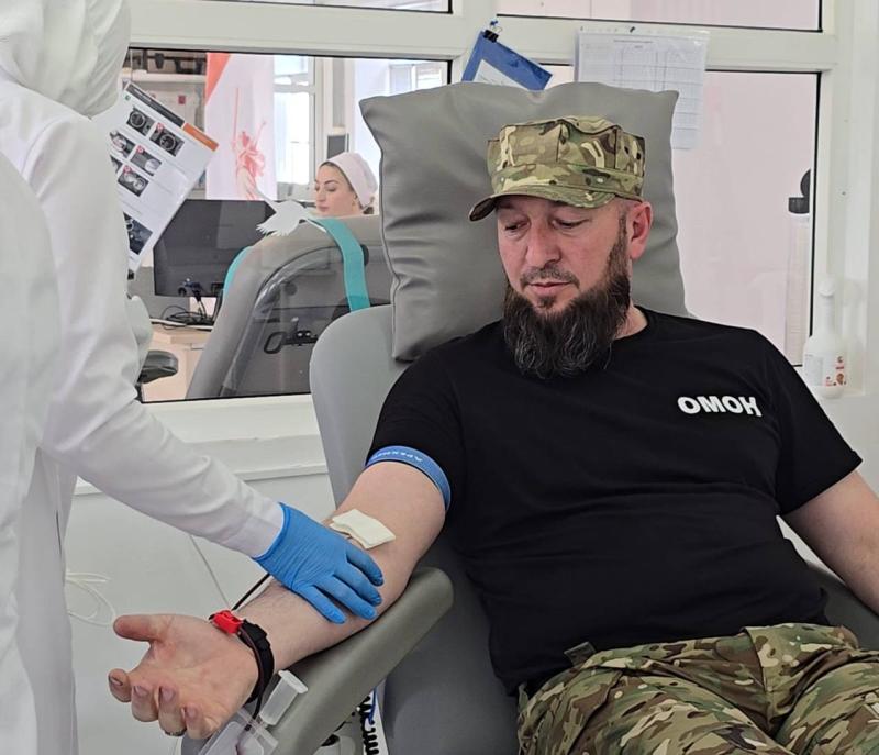 БОЛЕЕ 50 РОСГВАРДЕЙЦЕВ ПОДДЕРЖАЛИ ВЕДОМСТВЕННУЮ ДОНОРСКУЮ АКЦИЮ В ЧЕЧЕНСКОЙ РЕСПУБЛИКЕ