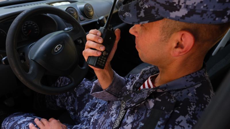 Росгвардейцы оперативно задержали гражданина по подозрению в грабеже в Тамбове