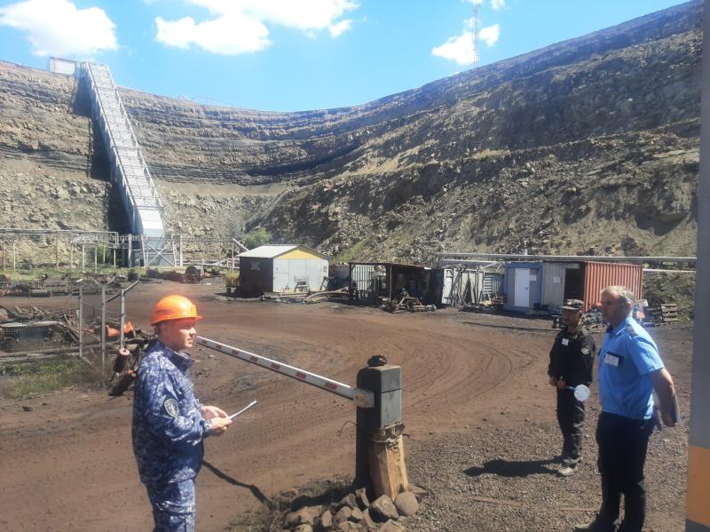 Отделение госконтроля Росгвардии по Республике Тыва укрепило свои лидирующие позиции по итогам работы за I полугодие 2025 года