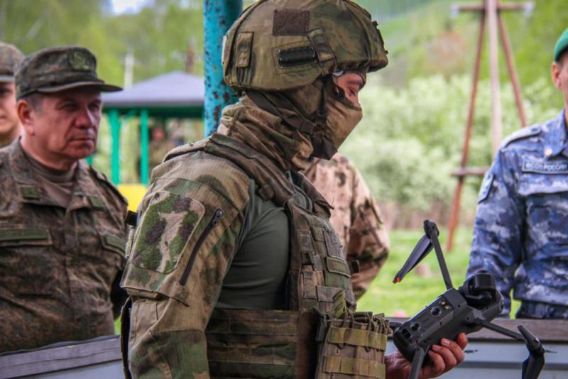 Спецназовцы Росгвардии стали магистрами Кузбасского университета благодаря служебно-боевому опыту