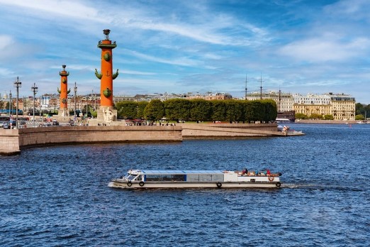 В Петербурге стартовали водные маршруты от нового причала «Музей Фаберже»