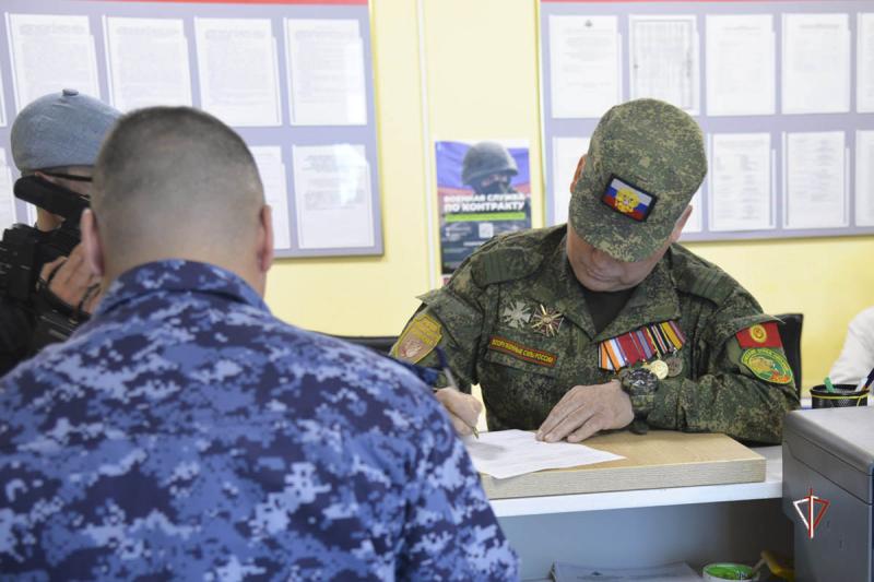 На Ямале Росгвардия продолжает сбор огнестрельного оружия для передачи в зону СВО