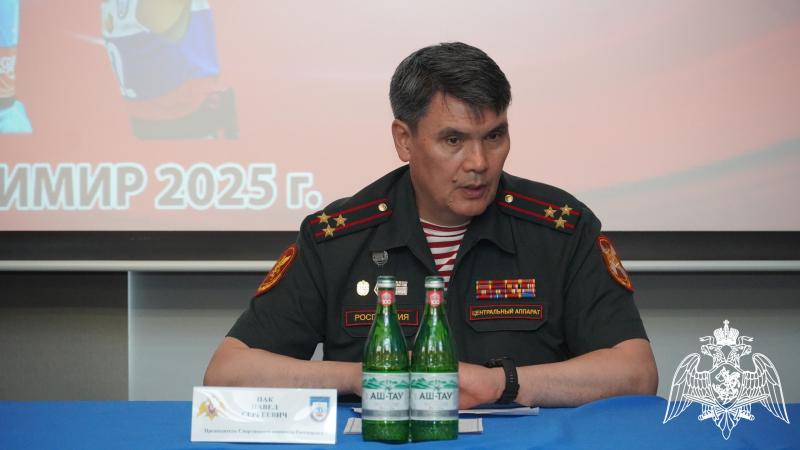 Брифинг посвященный проведению Чемпионатов войск национальной гвардии Российской Федерации по легкоатлетическому кроссу и служебному биатлону прошел во Владимире