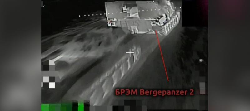 Спецназ Росгвардии FPV-дронами уничтожил немецкую БРЭМ и САУ «Гвоздика» ВСУ в Сумской области