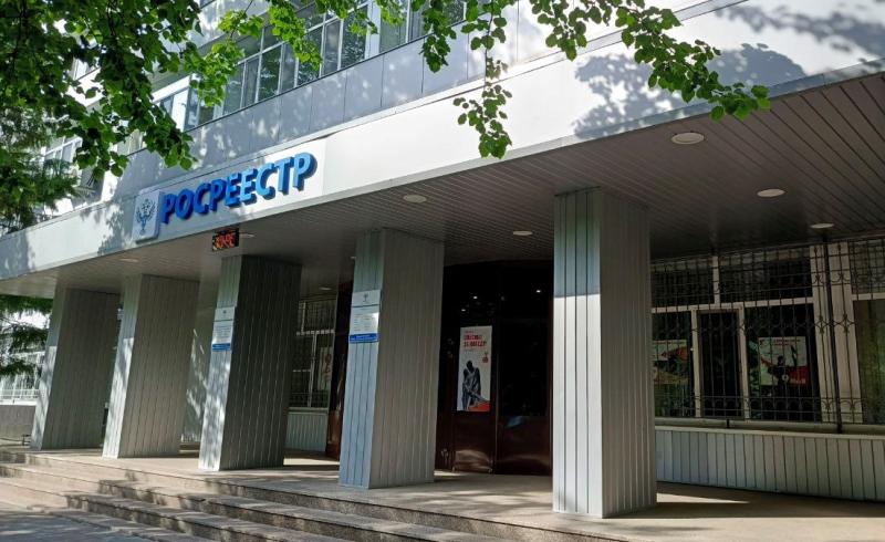 Тюменцам разъяснили в каком порядке можно оформить индивидуальный жилой дом