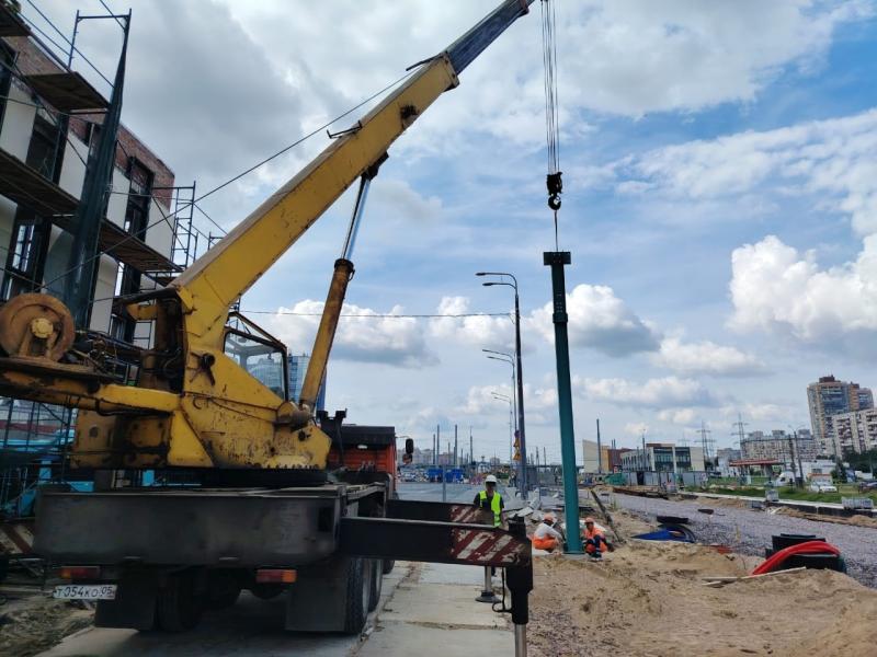 Генеральный подрядчик АО "АБЗ-Дорстрой" приступил к монтажу металлоконструкций навеса конечного остановочного пункта "Балканский".