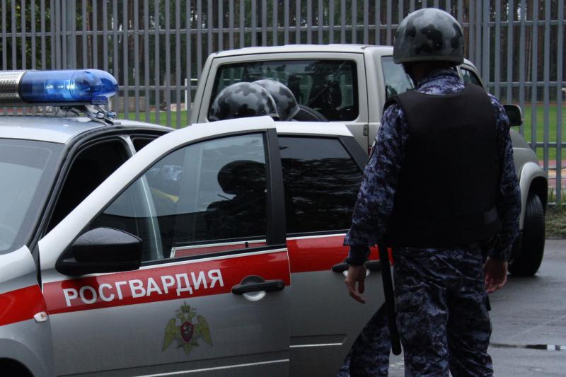 Росгвардейцы задержали предполагаемого виновника в хищении украшения у бывшей супруги при помощи угроз