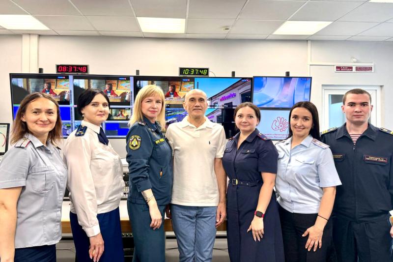 Представители Росгвардии поздравили с юбилеем гостелерадиокомпанию Курганской области