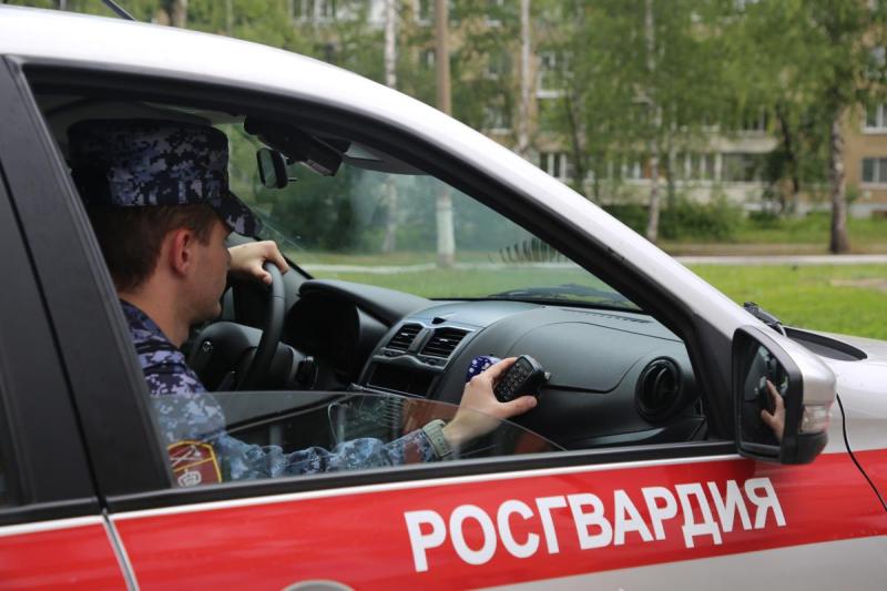 В Саранске росгвардейцы пресекли уличный конфликт